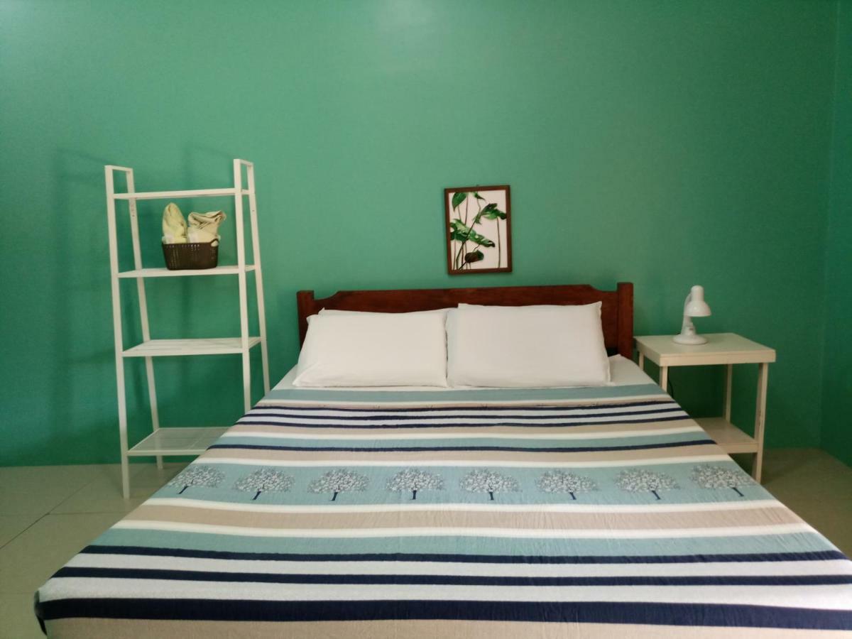 Green Park Tourist Inn Puerto Princesa Екстериор снимка