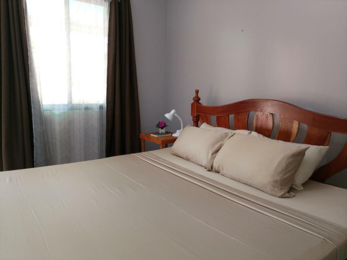 Green Park Tourist Inn Puerto Princesa Екстериор снимка