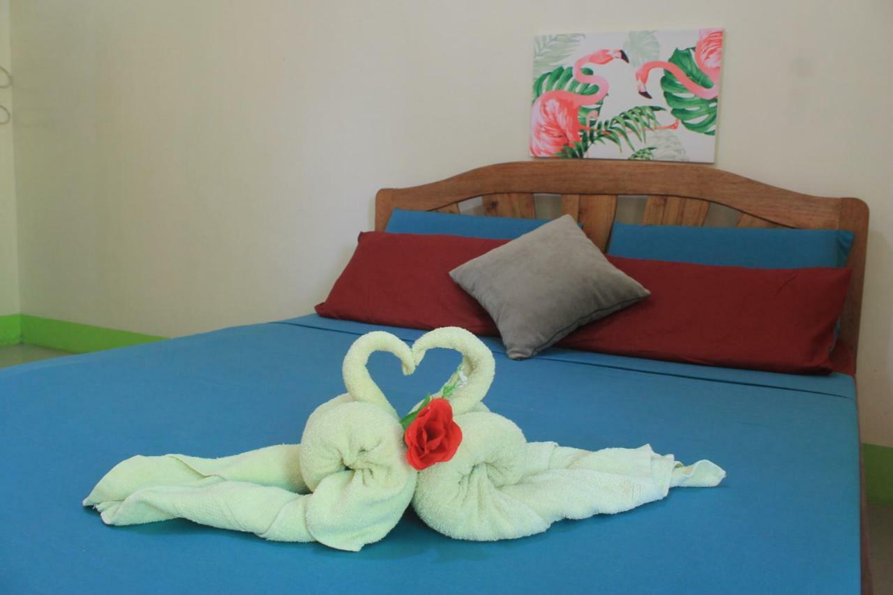 Green Park Tourist Inn Puerto Princesa Екстериор снимка