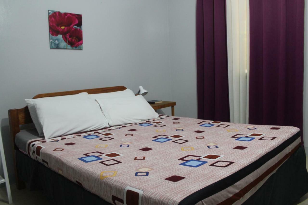 Green Park Tourist Inn Puerto Princesa Екстериор снимка